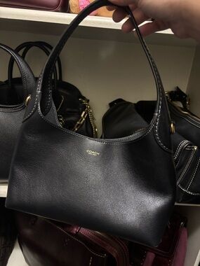 Coach Brooklyn 23 black Leather Shoulder Bag - Sleek Everyday Carry